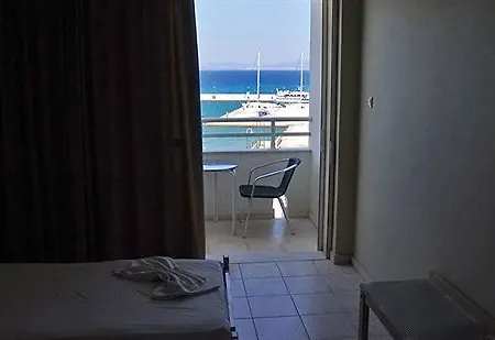 Zephyros Ξενοδοχείο 3*