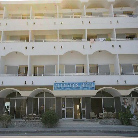 Zephyros Hotell 3*