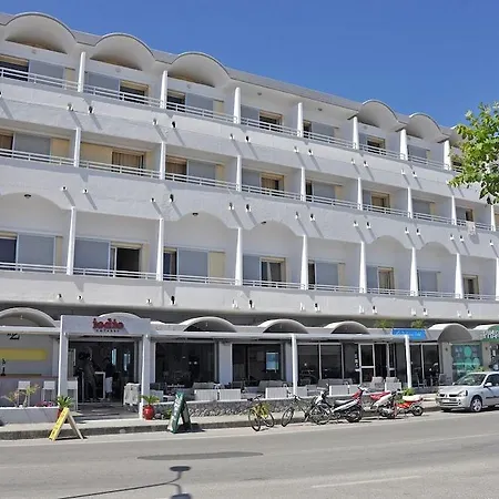Zephyros Hotel 3*