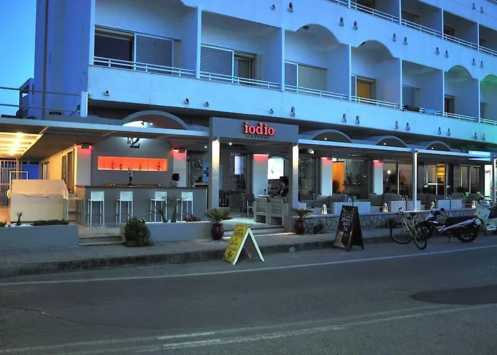 Zephyros Готель 3*