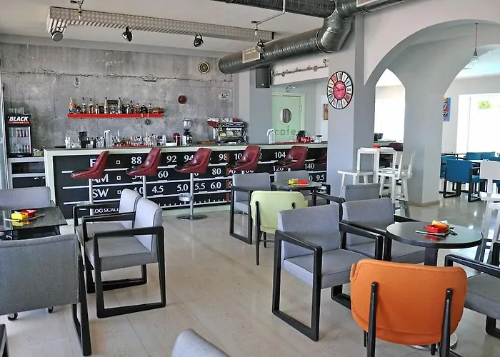 Zephyros Готель 3*